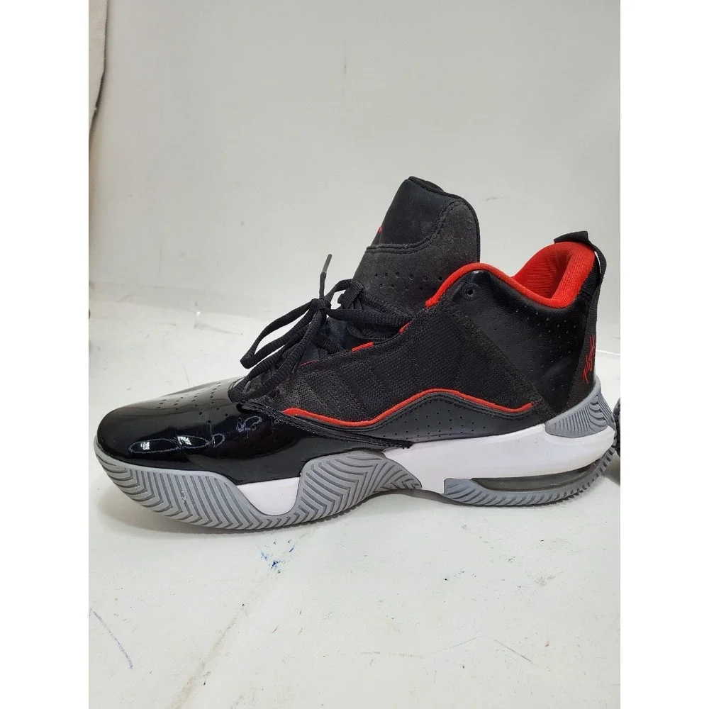 Air Jordan Stay Loyal Shoes Black Red White DB2884-001 Men's Size 8.5